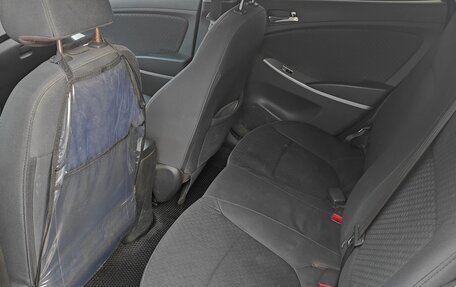 Hyundai Solaris II рестайлинг, 2013 год, 700 000 рублей, 12 фотография