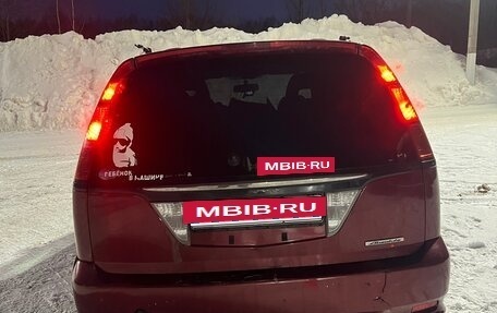 Honda Stream I рестайлинг, 2005 год, 530 000 рублей, 3 фотография