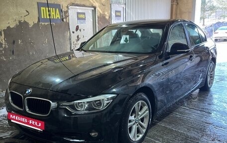 BMW 3 серия, 2018 год, 1 800 000 рублей, 3 фотография
