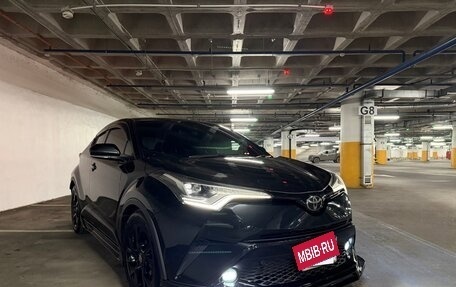 Toyota C-HR I рестайлинг, 2019 год, 2 050 000 рублей, 3 фотография