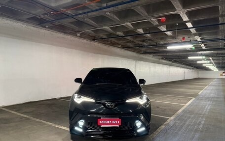 Toyota C-HR I рестайлинг, 2019 год, 2 050 000 рублей, 4 фотография