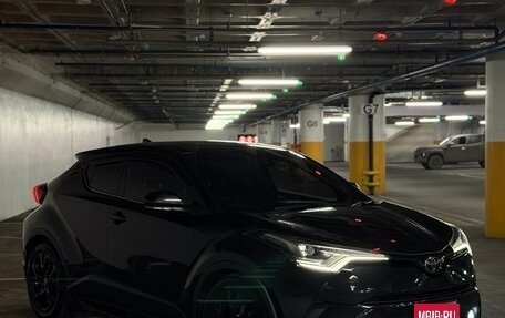 Toyota C-HR I рестайлинг, 2019 год, 2 050 000 рублей, 2 фотография