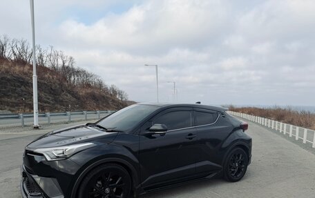 Toyota C-HR I рестайлинг, 2019 год, 2 050 000 рублей, 16 фотография