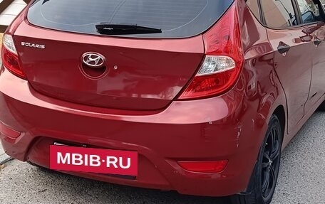 Hyundai Solaris II рестайлинг, 2012 год, 860 000 рублей, 5 фотография