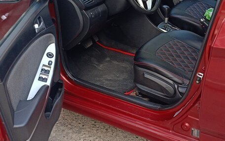 Hyundai Solaris II рестайлинг, 2012 год, 860 000 рублей, 7 фотография