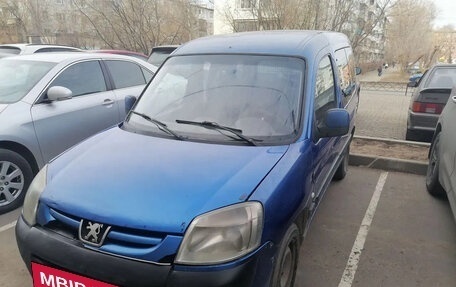 Peugeot Partner II рестайлинг 2, 2004 год, 225 000 рублей, 2 фотография