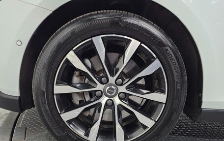 Volvo V40 II рестайлинг, 2018 год, 2 246 000 рублей, 5 фотография