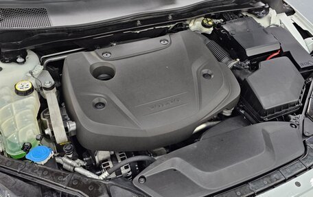 Volvo V40 II рестайлинг, 2018 год, 2 246 000 рублей, 13 фотография