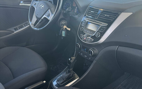 Hyundai Solaris II рестайлинг, 2015 год, 1 192 000 рублей, 13 фотография