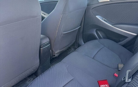 Hyundai Solaris II рестайлинг, 2015 год, 1 192 000 рублей, 12 фотография