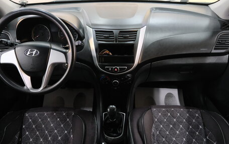 Hyundai Solaris II рестайлинг, 2011 год, 849 000 рублей, 13 фотография