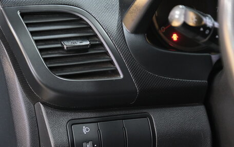 Hyundai Solaris II рестайлинг, 2011 год, 849 000 рублей, 10 фотография