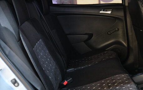 Hyundai Solaris II рестайлинг, 2011 год, 849 000 рублей, 20 фотография