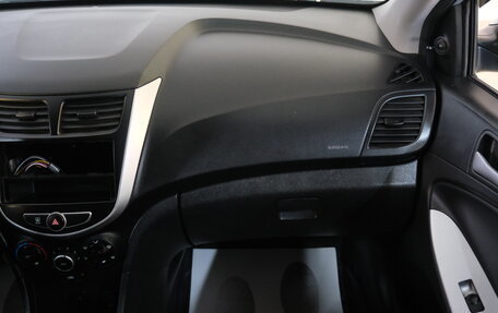 Hyundai Solaris II рестайлинг, 2011 год, 849 000 рублей, 16 фотография