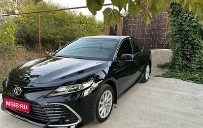 Toyota Camry, 2021 год, 2 650 000 рублей, 1 фотография