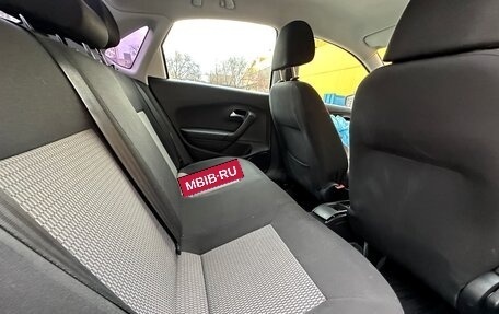 Volkswagen Polo VI (EU Market), 2013 год, 700 000 рублей, 25 фотография