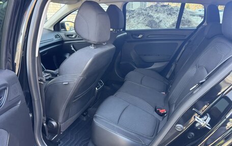 Renault Megane IV, 2019 год, 1 600 000 рублей, 13 фотография