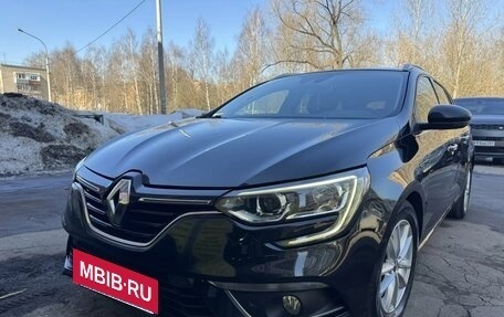 Renault Megane IV, 2019 год, 1 600 000 рублей, 2 фотография