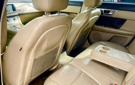 Jaguar XF I рестайлинг, 2008 год, 700 000 рублей, 11 фотография