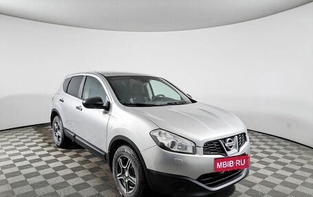 Nissan Qashqai, 2010 год, 900 000 рублей, 3 фотография