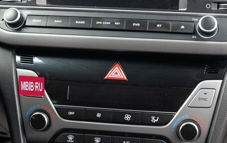 Hyundai Elantra VI рестайлинг, 2018 год, 1 579 000 рублей, 15 фотография