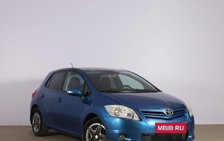 Toyota Auris II, 2012 год, 1 099 000 рублей, 2 фотография
