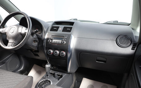 Suzuki SX4 II рестайлинг, 2008 год, 799 000 рублей, 10 фотография