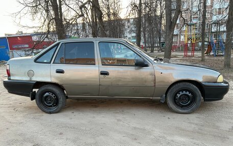 Daewoo Nexia I рестайлинг, 2000 год, 95 000 рублей, 3 фотография