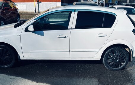 Opel Astra H, 2008 год, 380 000 рублей, 2 фотография