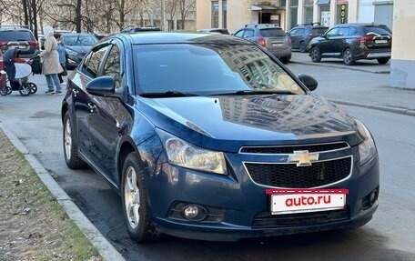 Chevrolet Cruze II, 2012 год, 730 000 рублей, 3 фотография