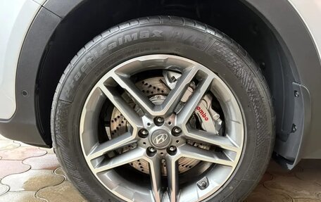 Hyundai Santa Fe III рестайлинг, 2018 год, 3 200 000 рублей, 15 фотография