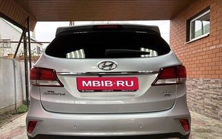 Hyundai Santa Fe III рестайлинг, 2018 год, 3 200 000 рублей, 5 фотография