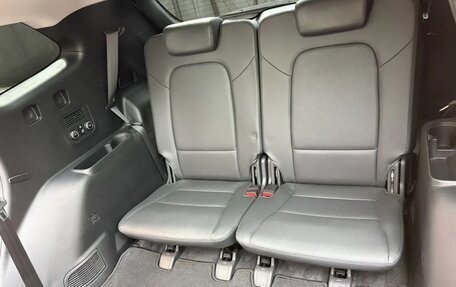 Hyundai Santa Fe III рестайлинг, 2018 год, 3 200 000 рублей, 23 фотография