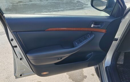 Toyota Avensis III рестайлинг, 2007 год, 900 000 рублей, 9 фотография