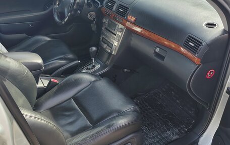 Toyota Avensis III рестайлинг, 2007 год, 900 000 рублей, 14 фотография