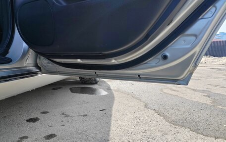 Toyota Avensis III рестайлинг, 2007 год, 900 000 рублей, 17 фотография