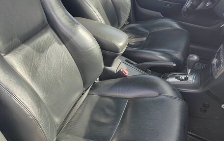 Toyota Avensis III рестайлинг, 2007 год, 900 000 рублей, 23 фотография