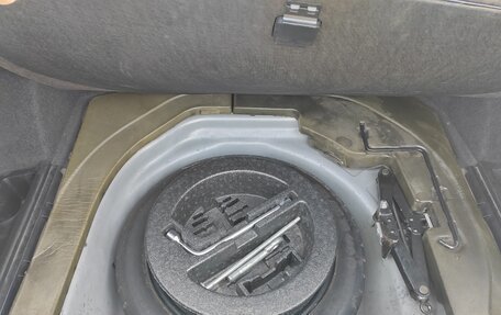 Toyota Avensis III рестайлинг, 2007 год, 900 000 рублей, 27 фотография