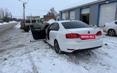 Volkswagen Jetta VI, 2014 год, 660 000 рублей, 2 фотография