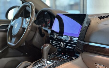 Porsche Cayenne III, 2011 год, 2 000 000 рублей, 14 фотография