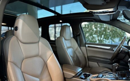 Porsche Cayenne III, 2011 год, 2 000 000 рублей, 17 фотография