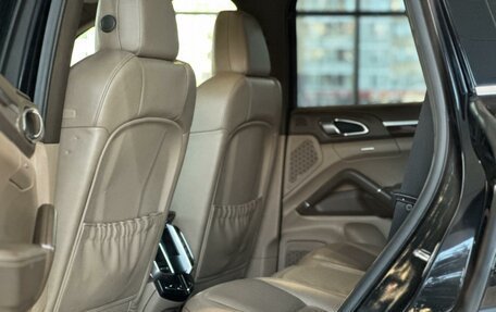 Porsche Cayenne III, 2011 год, 2 000 000 рублей, 26 фотография