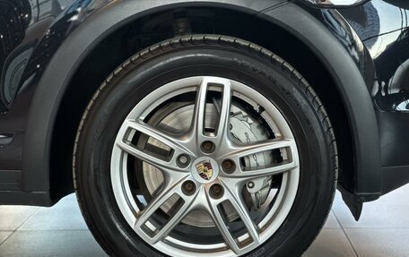 Porsche Cayenne III, 2011 год, 2 000 000 рублей, 33 фотография