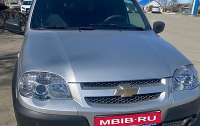 Chevrolet Niva I рестайлинг, 2018 год, 760 000 рублей, 1 фотография