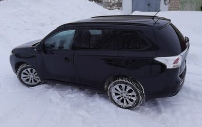 Mitsubishi Outlander III рестайлинг 3, 2014 год, 1 700 000 рублей, 1 фотография