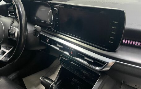 KIA K5, 2020 год, 2 155 000 рублей, 24 фотография