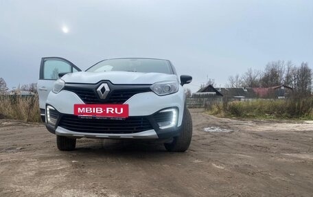 Renault Kaptur I рестайлинг, 2016 год, 1 150 000 рублей, 2 фотография
