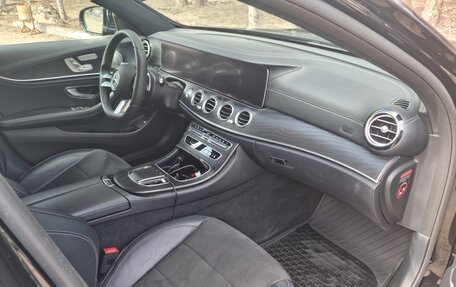 Mercedes-Benz E-Класс, 2021 год, 4 850 000 рублей, 7 фотография
