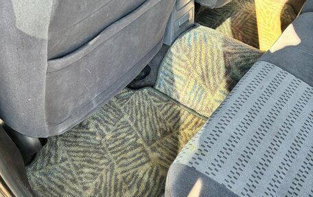 Nissan Avenir II, 2001 год, 160 000 рублей, 5 фотография