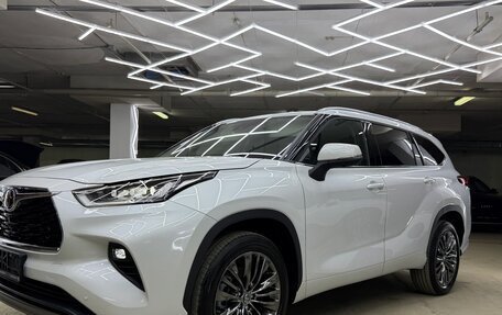 Toyota Highlander, 2026 год, 5 600 000 рублей, 5 фотография